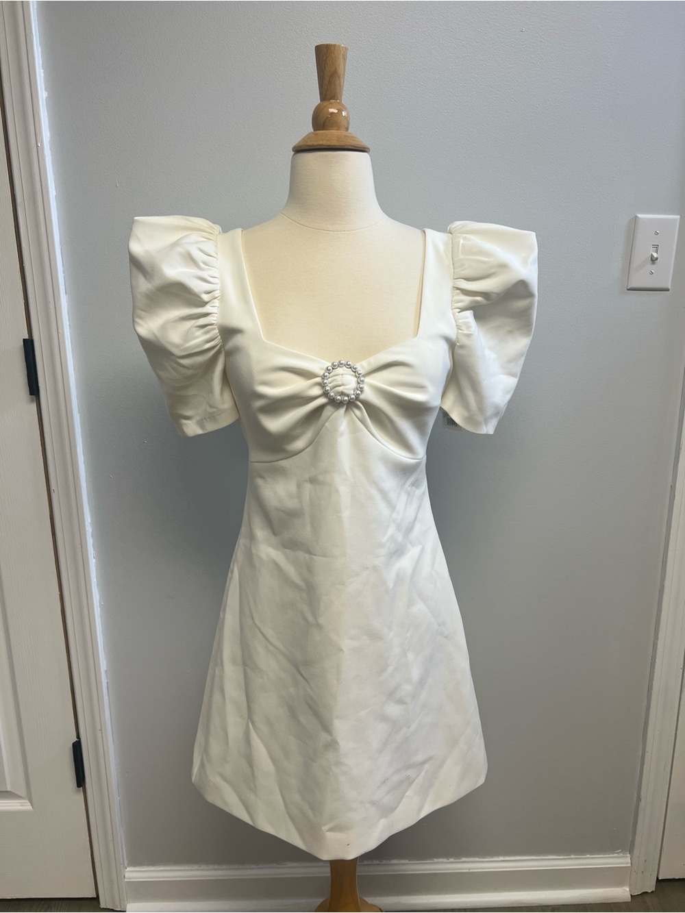 Likely NWT Retail $268 Women's Mini Bronte Dress White Size 2 Formal